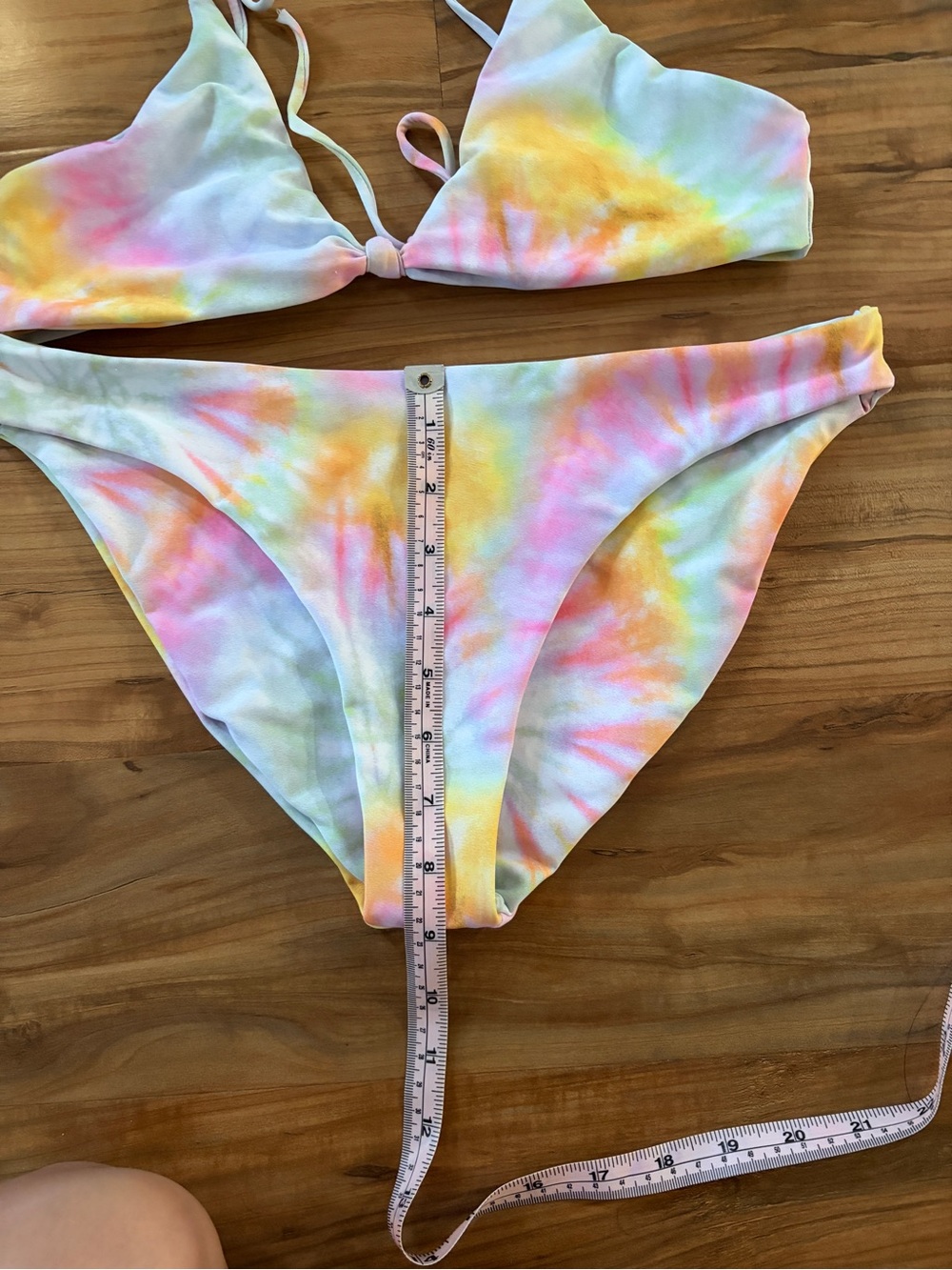 Skatie Bikini in Woodstock tie-dye - Picture 3 of 8
